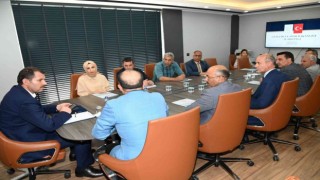 Vali Salih Ayhandan Gençlik ve Spor İl Müdürlüğüne ziyaret