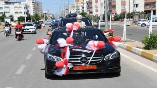 Valinin makam aracı şehit çocuğunun sünnet arabası oldu