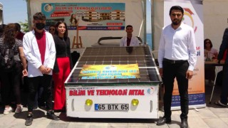 Vanda lise öğrencileri güneş enerjisiyle çalışan araç üretti