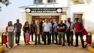 Vanda sahne sanatları sanatçıları toplantı yaptı