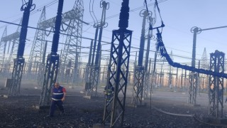 Vandaki trafo yangını 6 saatte söndürüldü