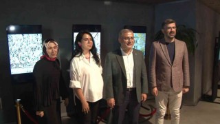 Vatandaşlar NFT Sergisi ile Üsküdarda buluştu