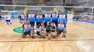 Voleybol turnuvasının şampiyonu Çevre, Şehircilik Müdürlüğü