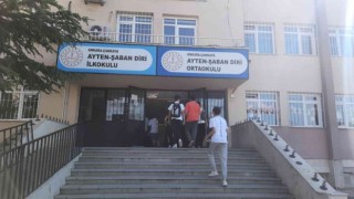 Yaklaşık 1 milyon 200 bin öğrencinin ter dökeceği LGS başladı