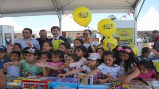 Yalçından kitap fuarına tam destek