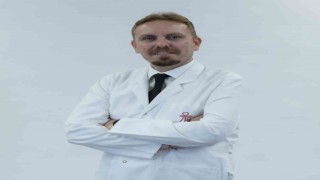 Yaz tatilinde çocuklarda enfeksiyonlara ve güneş yakınlarına dikkat