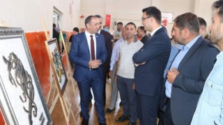 Yedisuda yıl sonu sergisi