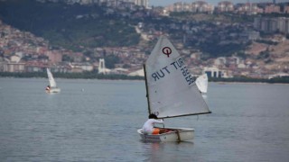 Yelken yarışlarında ödül heyecanı