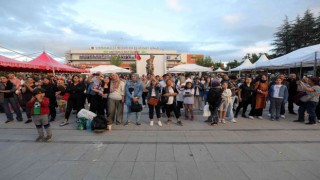 Yenimahalleliler “Yaza Merhaba” konserinde