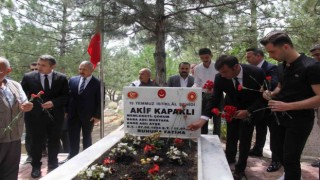 15 Temmuz şehidi Akif Kapaklı mezarı başında anıldı
