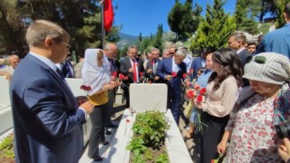 15 Temmuz Şehidi Arslan mezarı başında dualarla anıldı