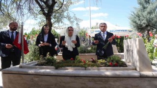 15 Temmuz şehitleri mezarları başında anıldı