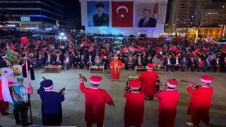 15 Temmuzda meydanlar doldu taştı