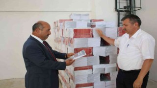 2022-2023 eğitim öğretim yılı ücretsiz ders kitapları Kütahyaya ulaşmaya başladı