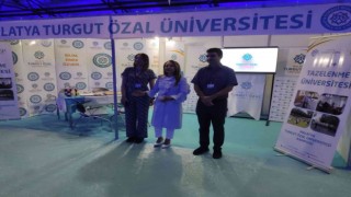 25inci Kayısı Festivali Fuarında Turgut Özal Üniversitesi de stant açtı
