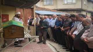 6. kattan düşerek ölen öğretmen toprağa verildi