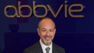 AbbVie kızların eğitimi için TOÇEV ile el ele verdi