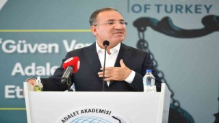 Adalet Bakanı Bozdağ: “Yargıda yapay zeka kullanımı çalışması yürütüyoruz”