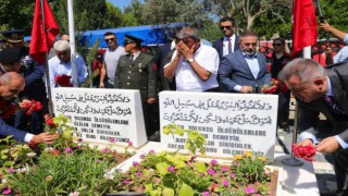 Adanada 15 Temmuz şehitleri mezarları başında anıldı