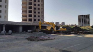 Adanada inşaatta göçük: Mühendis ve işçi hayatını kaybetti