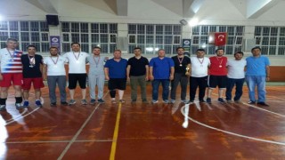 Afyonkarahisarda sağlık için voleybol turnuvası düzenlendi