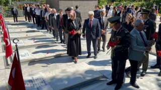 Afyonkarahisarda şehitler yad edildi
