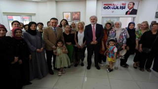 AK Parti Manisa İl Teşkilatı bayramlaşma töreninde buluştu