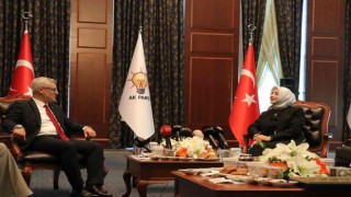 AK Partide siyasi partiler arası bayramlaşma töreni gerçekleşti