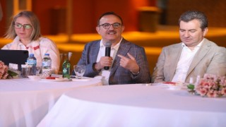 AK Partiden Yerel Yönetimler Zirvesi