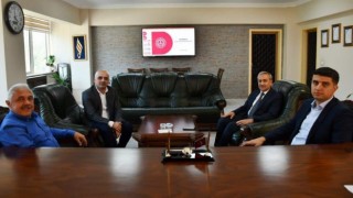 Akbaş, kentteki eğitim çalışmalarıyla ilgili bilgilendirmede bulundu
