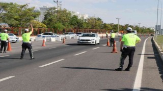 Aksarayda karayollarında bayram denetimleri sürüyor