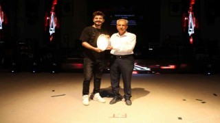 Akşehirli gençler Kolpa ile coştu