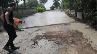 Aktekkede beton yol sevinci