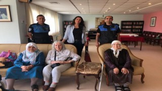 Akyurt polisinden bayram öncesi Yaşamevi ziyareti