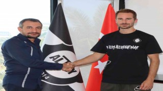 Altay, Tolga Ünlü ile sözleşme uzattı