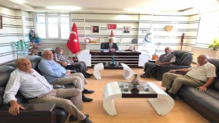 Altıntaşta gaziler Başkan Arif Tekeyi ziyaret etti