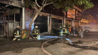 Ambalajcıda çıkan yangında iş yeri kullanılamaz hale geldi