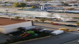 Ambulansa yol vermeyen sürücü trafikten men edildi