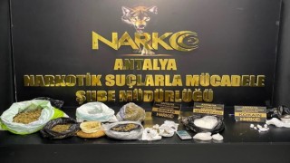 Antalya polisi, uyuşturucu tacirlerine bayram yaptırmadı