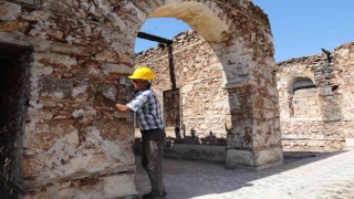 Antalyada 19uncu yüzyıldan kalan metruk yapı ‘Devlet Konuk Evine dönüştürülecek