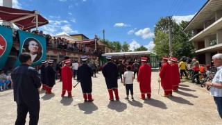 Atatürkün Selamlara gelişinin 88. yılı anıldı