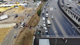 Avcılarda E-5 yan yolda kesim alanı trafiği