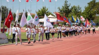 Aydınlı Ayşenur, Balkan Şampiyonasından başarıyla döndü