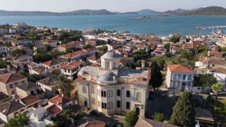 Ayvalıkta havai fişek ve yanıcı madde kullanımı yasaklandı