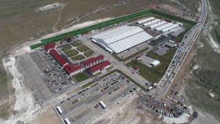 Babacanın Erzurum ziyaretindeki icraat konuşmaları kentte mizah konusu oldu