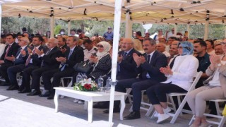 Bakan Özer, köy yaşam merkezi açtı