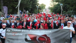 Bartında 15 Temmuz yürüyüşü