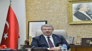 Başkan Akay: Acı ama şanlı bir hatırası olan bu gece Türk tarihine kazınacak bir demokrasi zaferidir