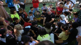 Başkan Aşgından minik kursiyerlere özel ilgi