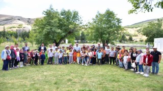 Başkan Bozkurt öğrencilerle piknikte buluştu